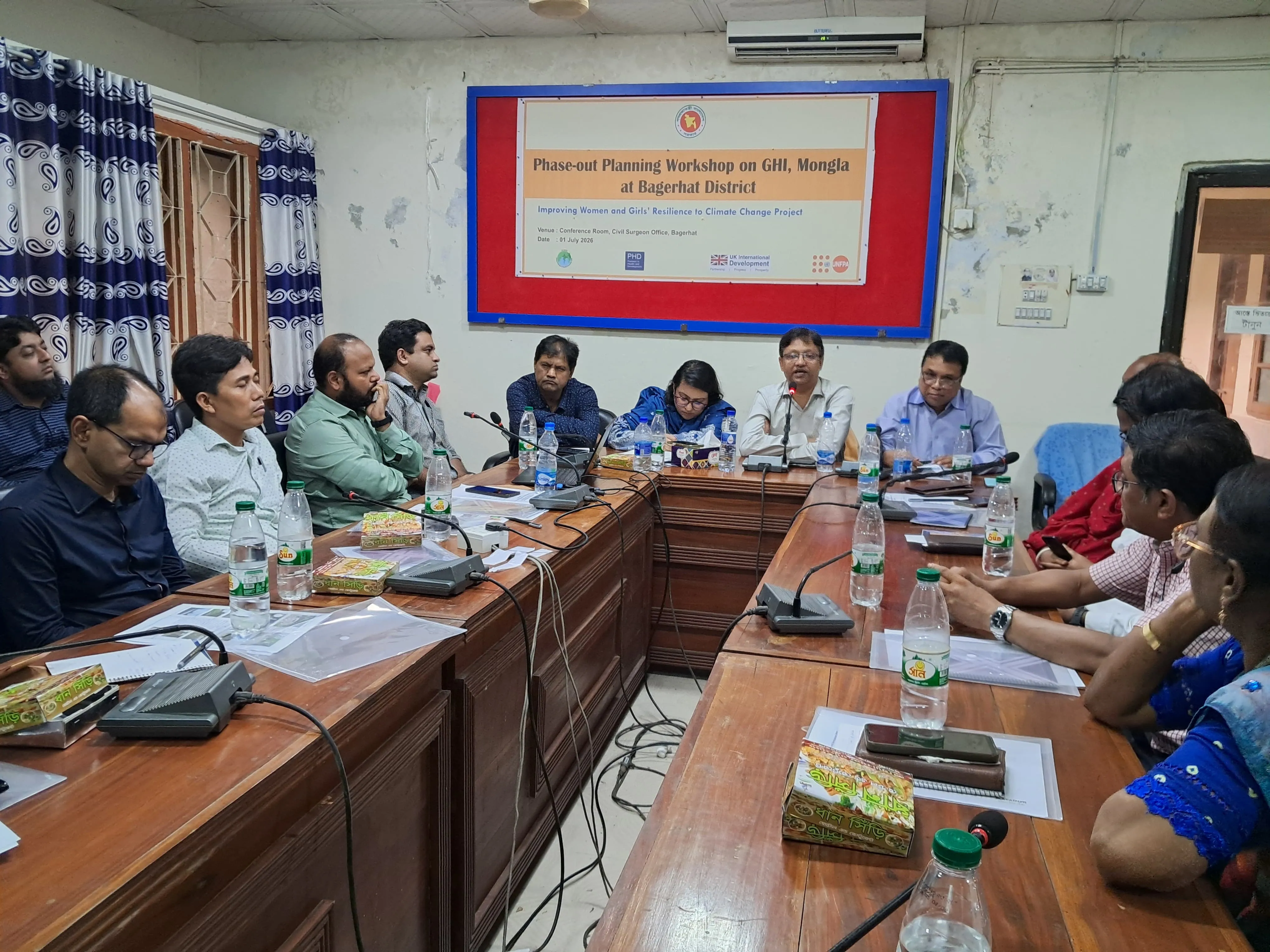 বাগেরহাটে ‘গ্রিন হেলথ কেয়ার ইনিশিয়েটিভ’ প্রকল্পের ফেজ-আউট কর্মশালা : পরিবেশবান্ধব স্বাস্থ্যসেবার নতুন দিগন্ত